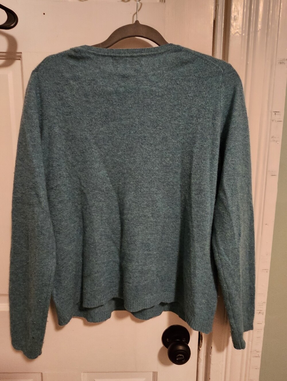 Ellen Tracy Teal Crewneck Cashmere Sweater - Picture 5 of 8